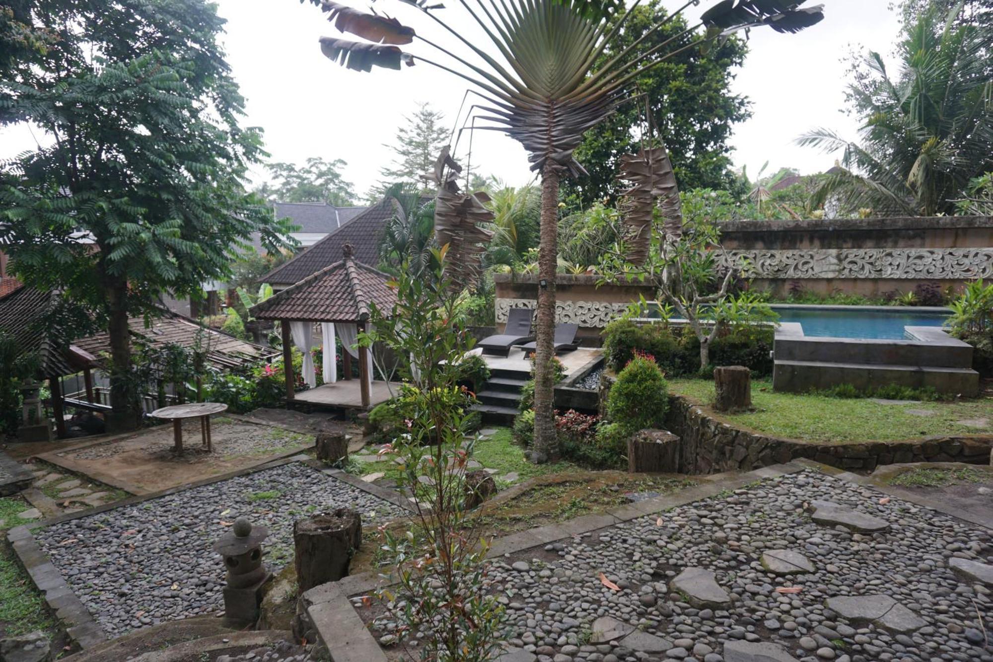 Gasthuis Liyer Spirit House 3*