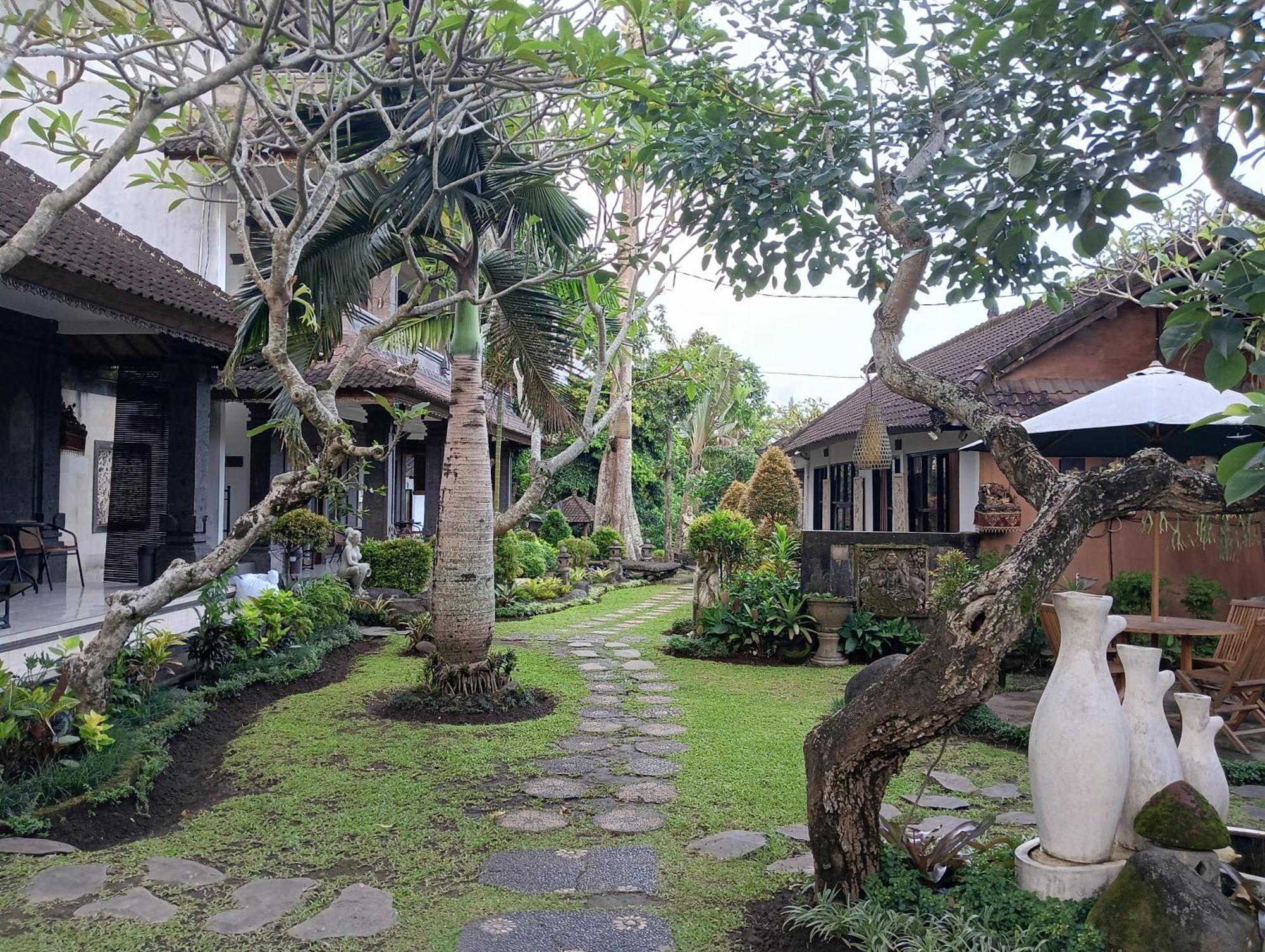 Gasthuis Liyer Spirit House Ubud